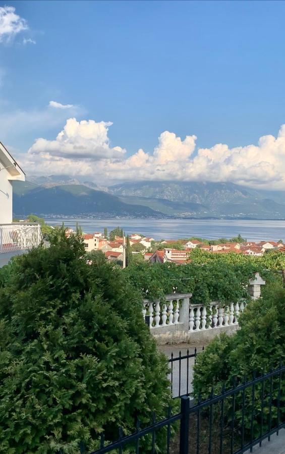 Lastochka.Mne Apartments Baošići Zewnętrze zdjęcie
