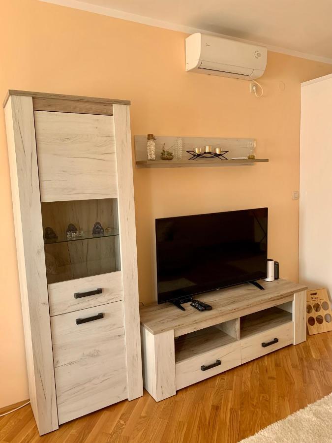 Lastochka.Mne Apartments Baošići Zewnętrze zdjęcie